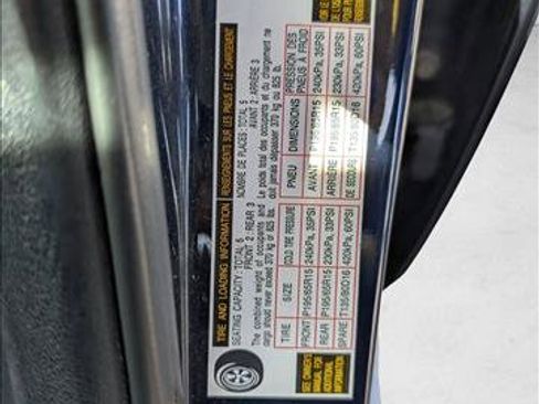 Used 2015 Toyota Prius Three image 18