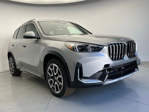 New 2026 BMW X1 xDrive28i w/ Convenience Package image 2
