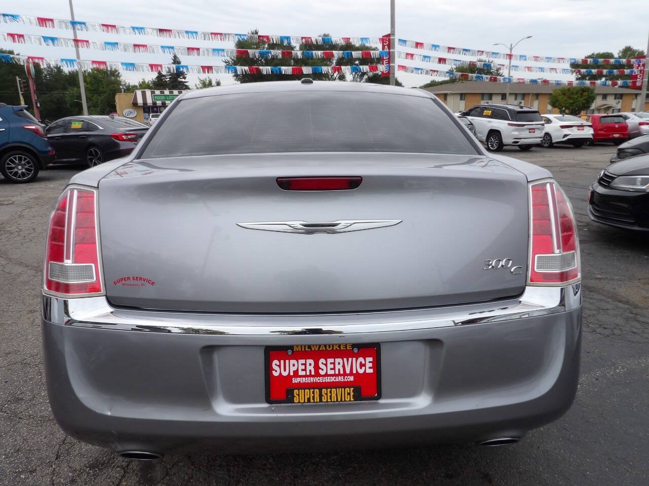 Used 2014 Chrysler 300 C RWD image 4