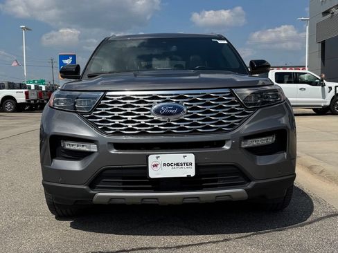 Used 2021 Ford Explorer Platinum w/ Equipment Group 601A AWD/4WD image 38