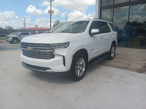 Used 2024 Chevrolet Tahoe Premier RWD image 3