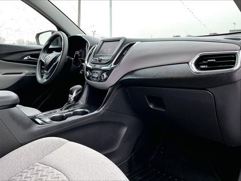 Used 2023 Chevrolet Equinox LS image 14