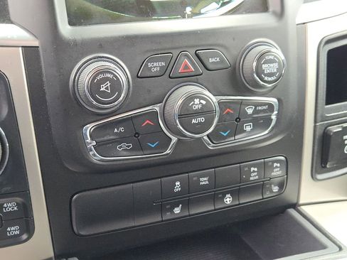 Used 2018 RAM 1500 Big Horn image 26