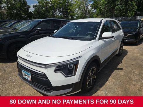 Used 2025 Kia Niro LX FWD image 1