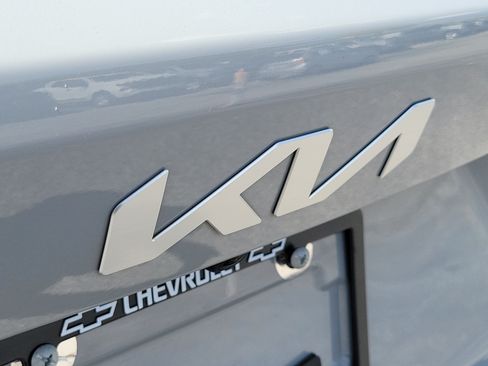 Used 2022 Kia Sorento SX Prestige w/ Rust Color Package AWD/4WD image 10