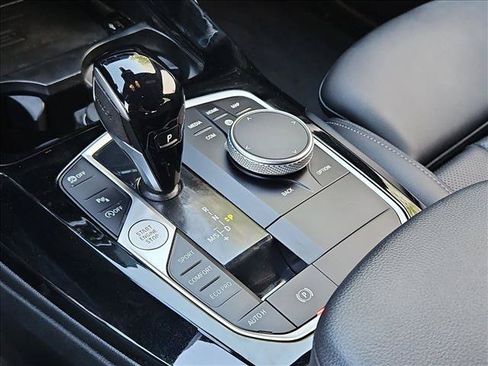 Used 2024 BMW X3 sDrive30i w/ Premium Package RWD image 12