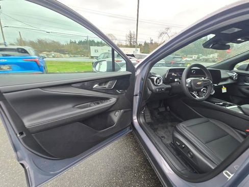 New 2026 Chevrolet Blazer EV LT image 14