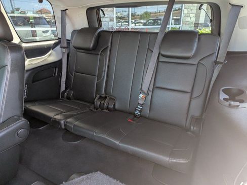 Used 2019 GMC Yukon SLT AWD/4WD image 25
