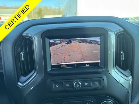 Used 2026 Chevrolet Silverado 1500 Custom Trail Boss AWD/4WD image 3