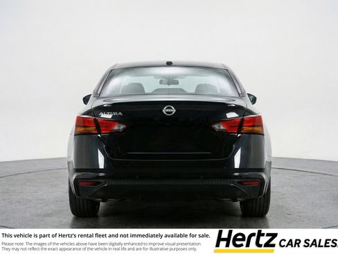 Used 2025 Nissan Altima 2.5 SV image 7