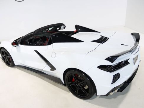 Used 2024 Chevrolet Corvette Stingray Premium Conv w/ Z51 Performance Package RWD image 68