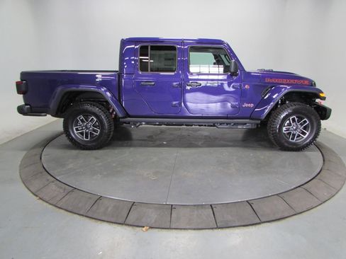 New 2026 Jeep Gladiator Mojave AWD/4WD image 8