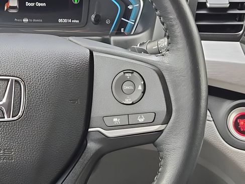 Used 2023 Honda Odyssey EX-L image 24