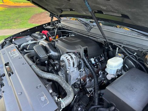 Used 2013 GMC Yukon Denali image 34