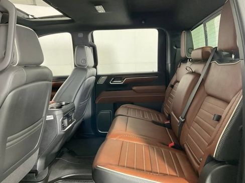 Used 2024 GMC Sierra 2500 Denali Ultimate w/ Max Trailering Package AWD/4WD image 35