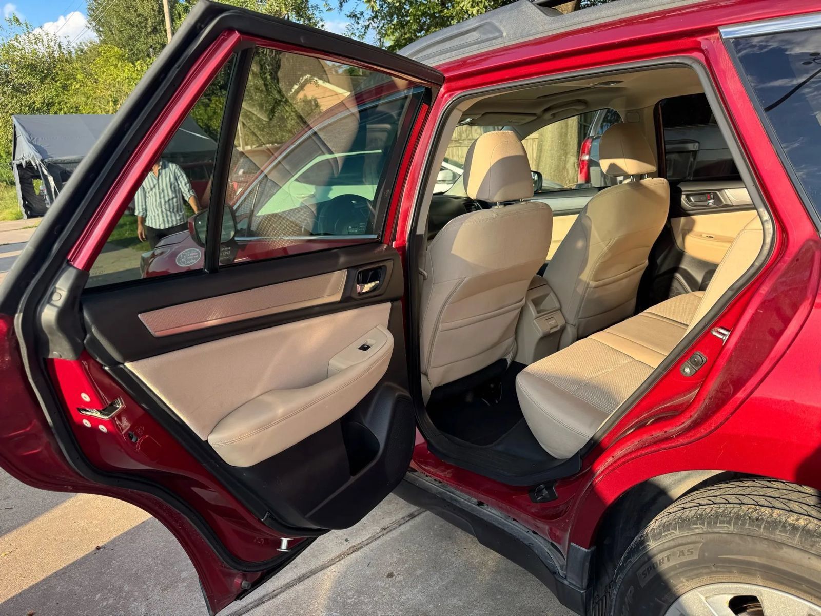 Used 2018 Subaru Outback 2.5i Premium AWD/4WD image 17