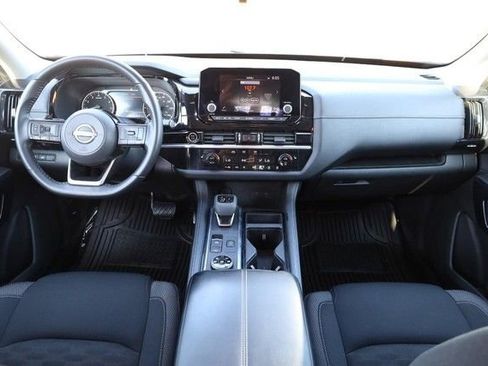Certified 2023 Nissan Pathfinder SV w/ SV Premium Package AWD/4WD image 26