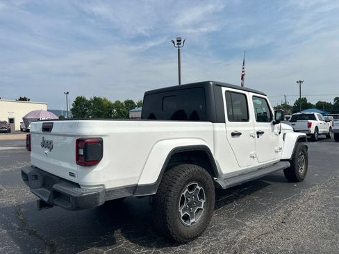 Used 2023 Jeep Gladiator Overland w/ LED Lighting Group AWD/4WD image 5