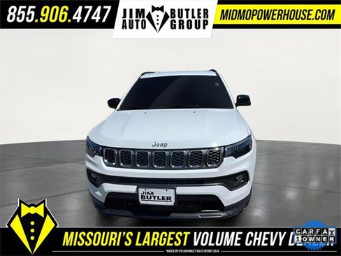 Used 2024 Jeep Compass Latitude image 4