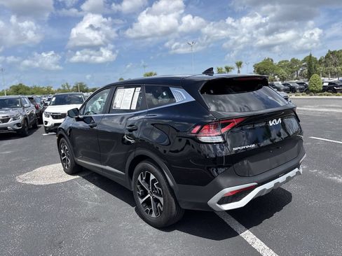 Certified 2025 Kia Sportage EX FWD image 6