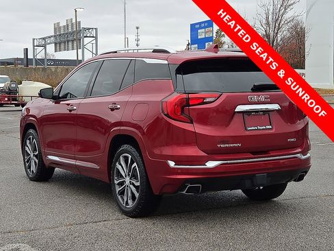 Used 2020 GMC Terrain Denali w/ Denali Premium Package image 4