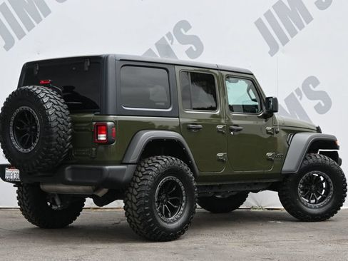 Used 2022 Jeep Wrangler Unlimited Sport AWD/4WD image 5