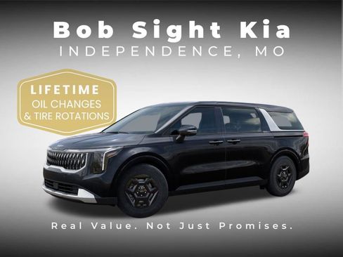 New 2026 Kia Carnival FWD image 3