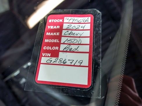 Certified 2024 Chevrolet Silverado 1500 LT Trail Boss w/ Convenience Package II image 40