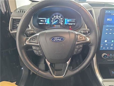Certified 2024 Ford Edge SEL w/ Convenience Package AWD/4WD image 12
