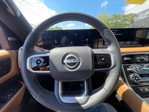 Certified 2025 Nissan Armada Platinum Reserve AWD/4WD image 10