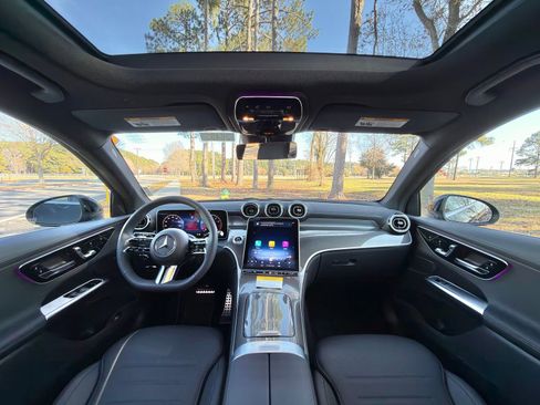 New 2026 Mercedes-Benz GLC 300 GLC 300 image 2