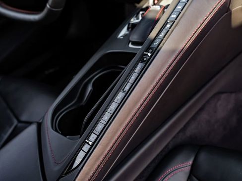 Used 2020 Chevrolet Corvette Stingray w/ 3LT Preferred Equipment Group image 22