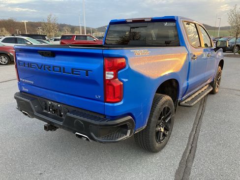 Used 2025 Chevrolet Silverado 1500 LT Trail Boss w/ Convenience Package II image 7