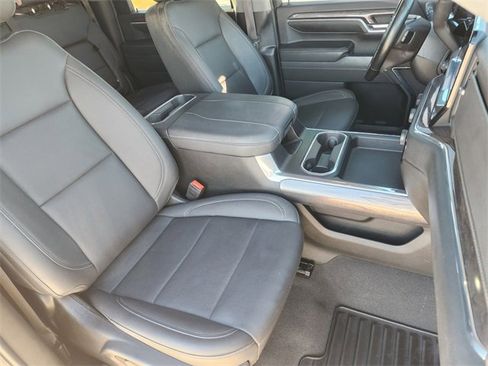 Used 2024 Chevrolet Silverado 2500 LTZ w/ LTZ Premium Package image 15