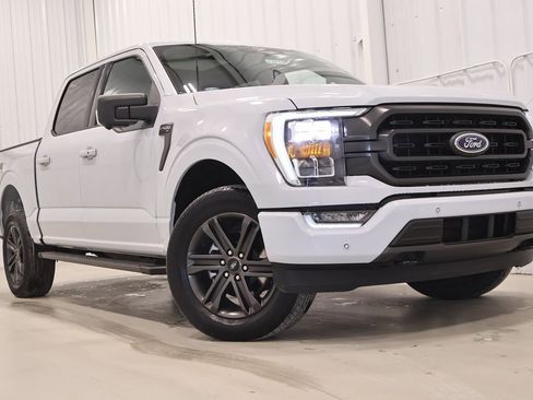 Certified 2022 Ford F150 XLT w/ Equipment Group 302A High image 44