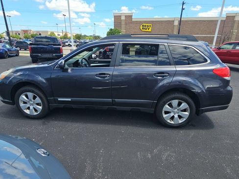 Used 2012 Subaru Outback 2.5i Premium AWD/4WD image 6