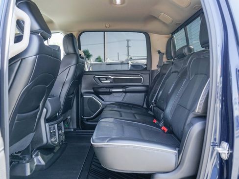 Used 2019 RAM 1500 Laramie image 38