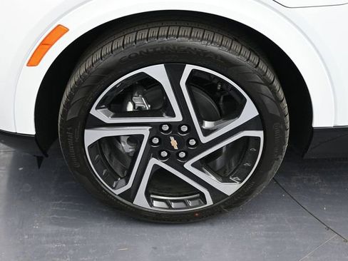 New 2026 Chevrolet Equinox EV LT image 22