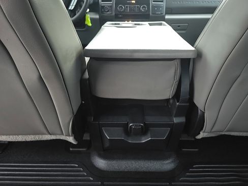 Used 2018 Ford F350 XL w/ Power Equipment Group image 22