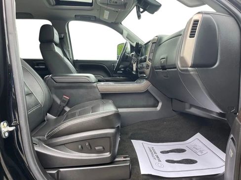 Used 2018 GMC Sierra 3500 Denali w/ Duramax Plus Package AWD/4WD image 20