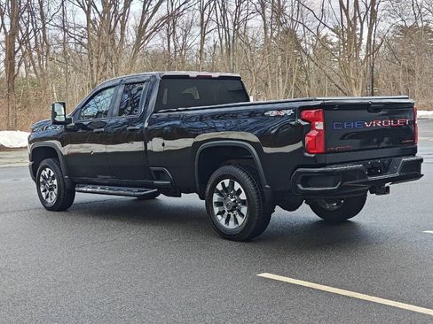 Used 2021 Chevrolet Silverado 2500 Custom image 5