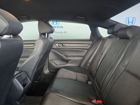 Used 2018 Honda Accord Sport image 13