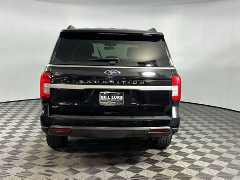 Used 2024 Ford Expedition XLT image 8