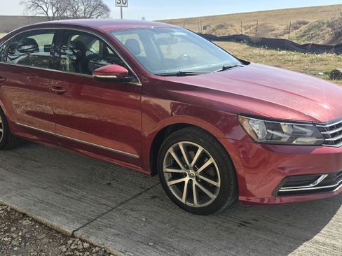 Used 2016 Volkswagen Passat 1.8T S image 11