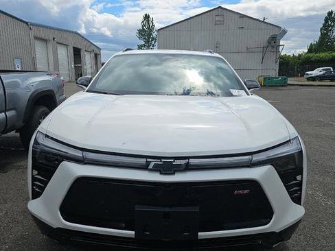 Used 2024 Chevrolet Blazer EV RS AWD/4WD image 3