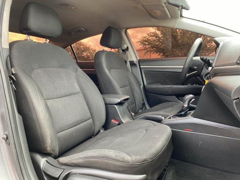 Used 2019 Hyundai Elantra SEL w/ Cargo Package FWD image 13