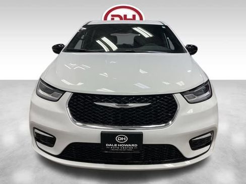 New 2026 Chrysler Pacifica Select FWD image 6