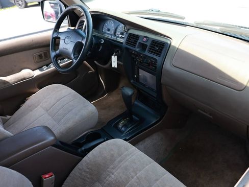 Used 2000 Toyota 4Runner 2WD w/ Upgrade Value Pkg 1 image 24
