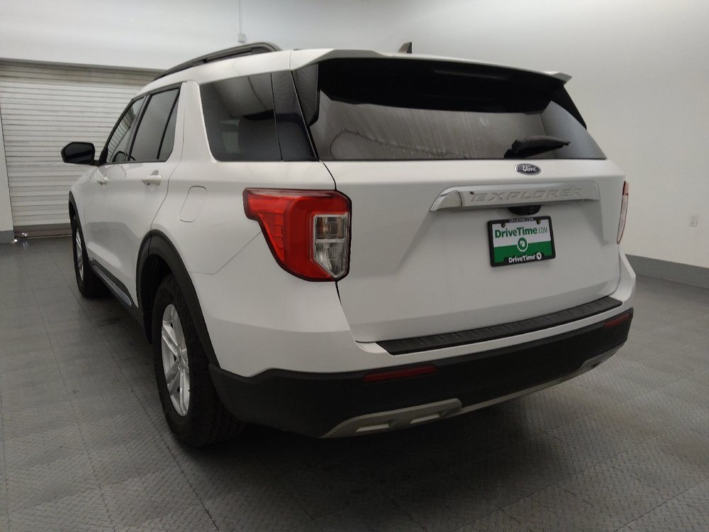 Used 2021 Ford Explorer XLT w/ Equipment Group 202A RWD image 5
