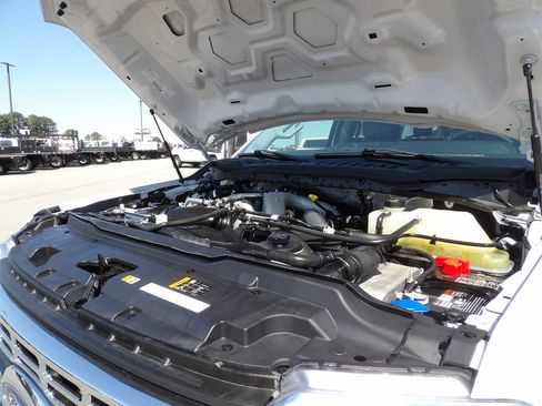 Used 2024 Ford F250 XLT w/ FX4 Off-Road Package AWD/4WD image 46